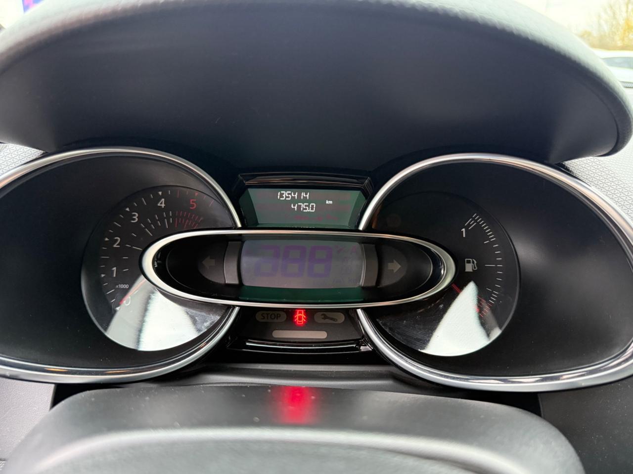 Renault Clio dCi 8V 90CV Start&Stop 82gr 5 porte OK NEOPATENTATI