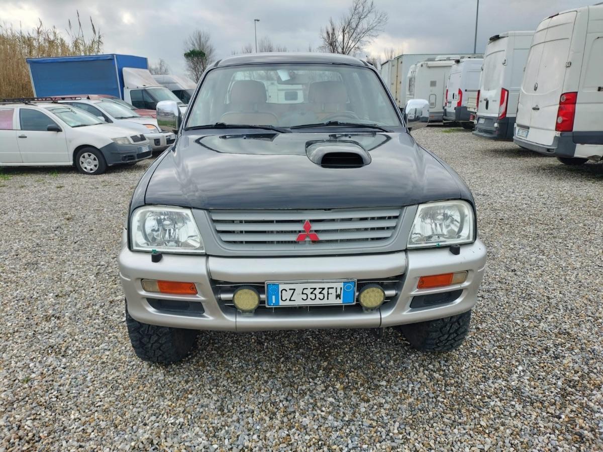 MITSUBISHI - L200