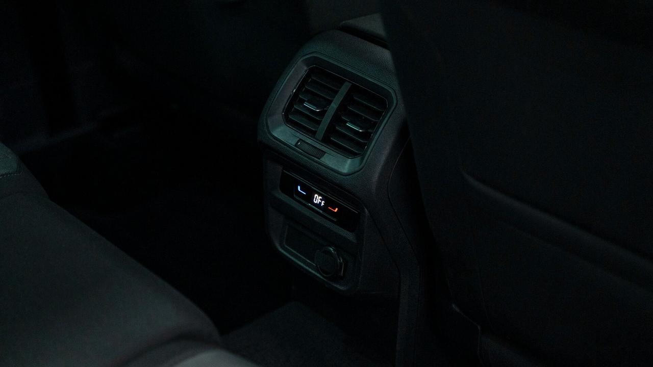 Volkswagen Tiguan 2.0 TDI LIFE DSG 150 CV PACK LUCI CARPLAY LED FULL OPTIONAL