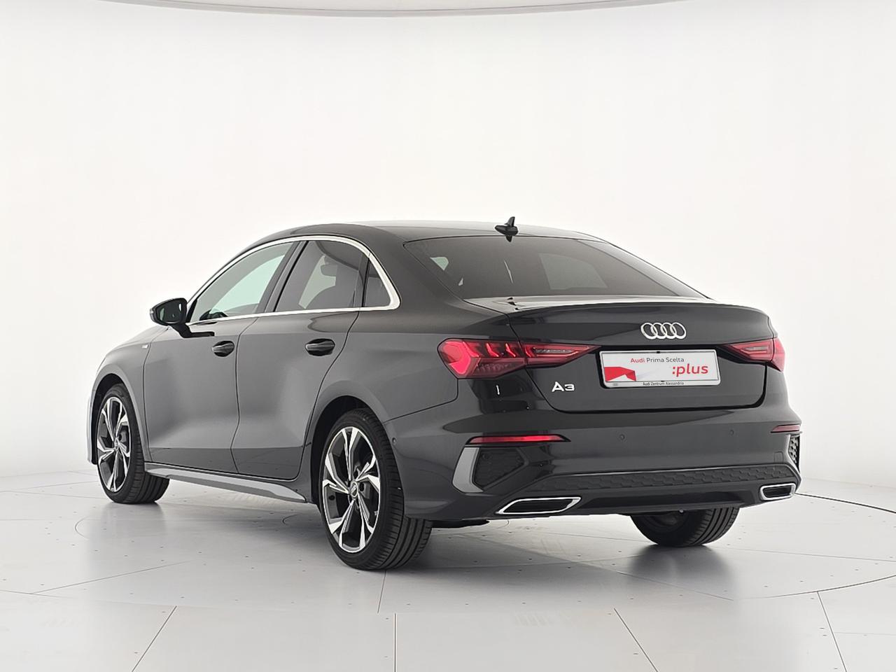 Audi A3 sedan 35 2.0 tdi s line edition s-tronic