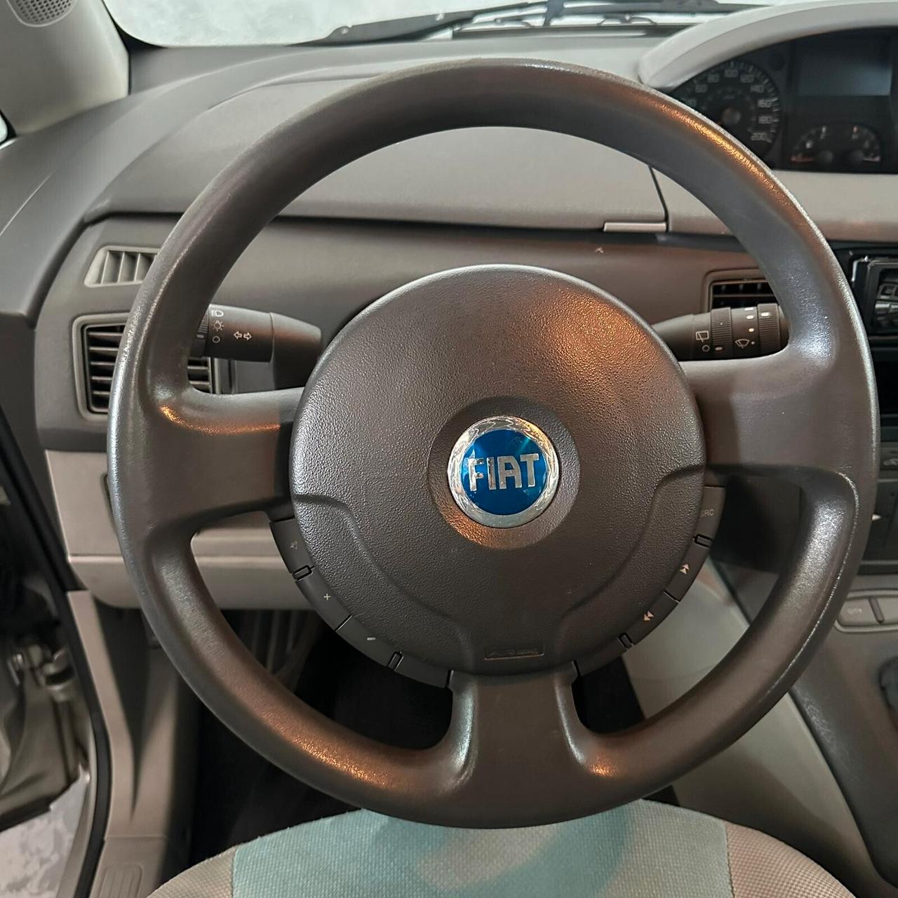 Fiat Idea 1.4 16V Dynamic