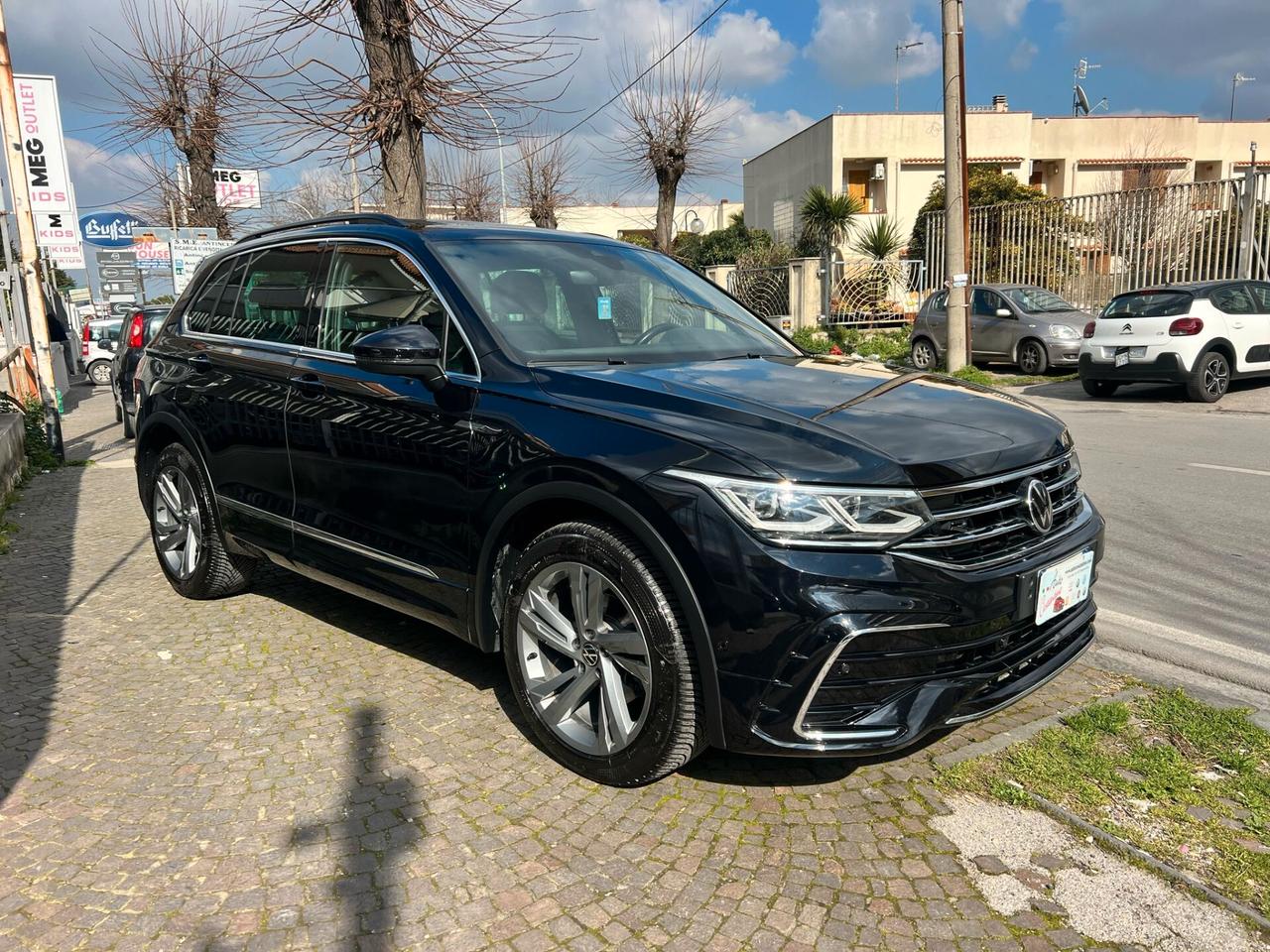 Volkswagen Tiguan 2.0 TDI 150 CV SCR DSG 4MOTION R-Line