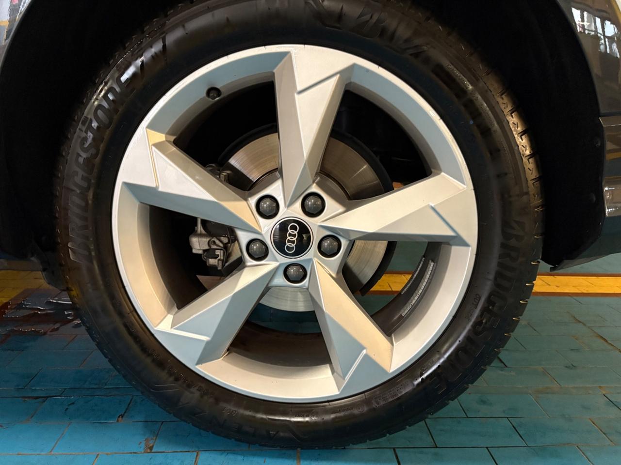 Audi Q3 35 TFSI S tronic Business Advanced