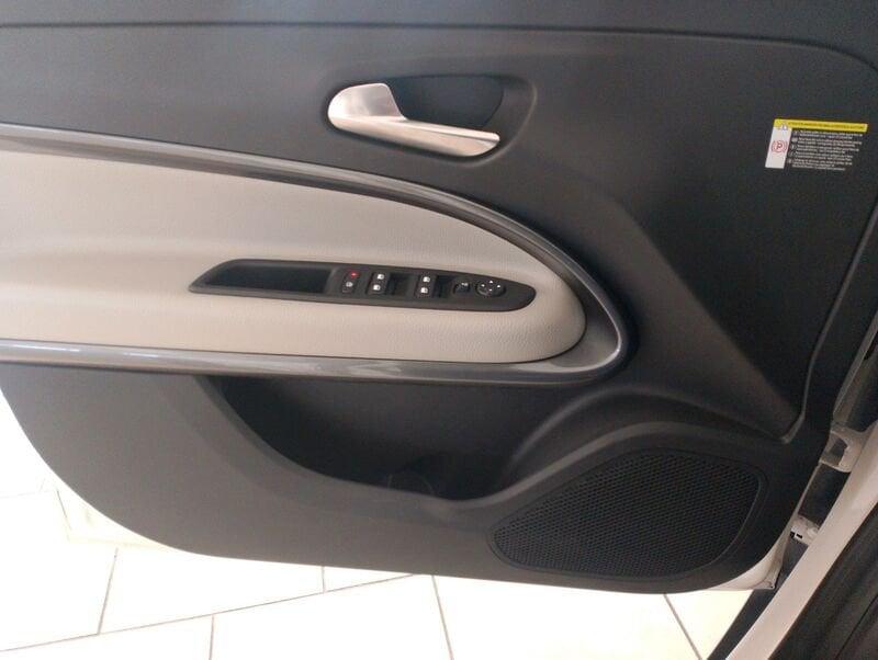 FIAT 600 (2023-->) Hybrid 110 CV DCT MHEV La Prima