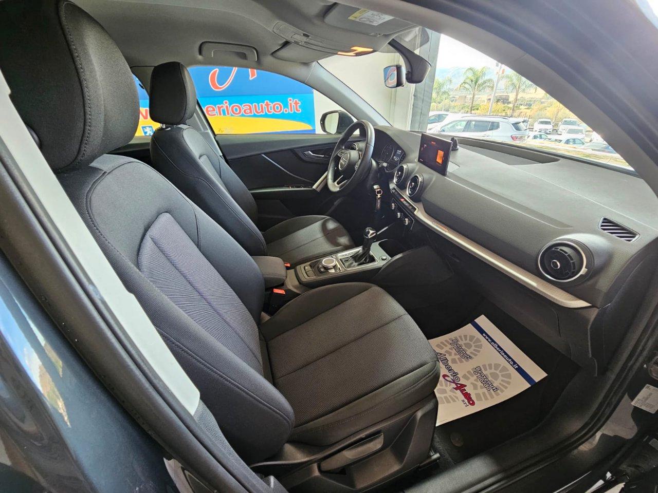 Audi Q2 30 2.0 tdi Business s-tronic