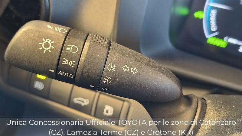 Toyota C-HR 2.0 hv Lounge fwd e-cvt