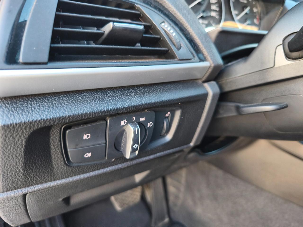 Bmw 118 118d 5p. Urban