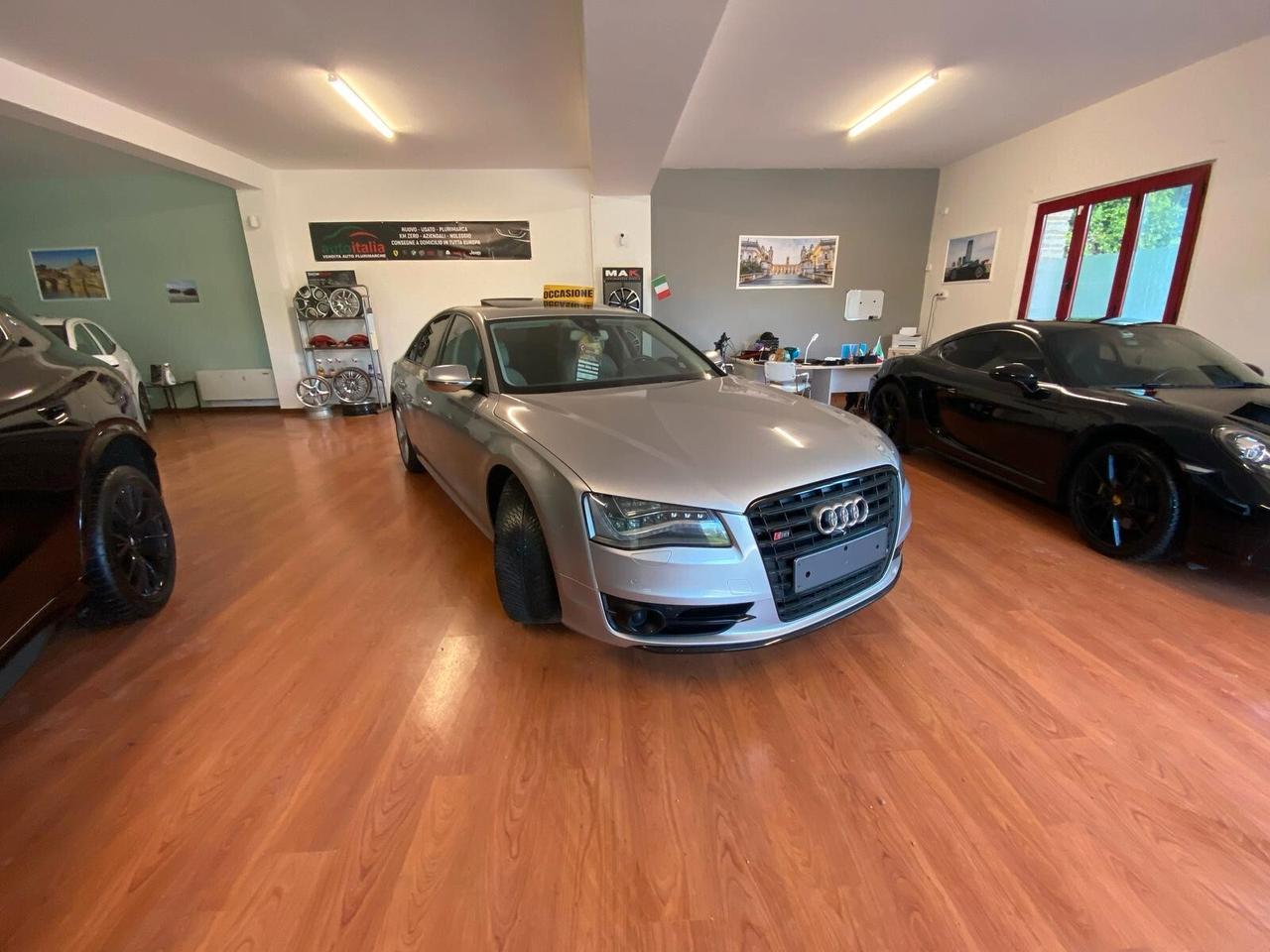 Audi A8 S8 4.0 TFSI quattro tiptronic