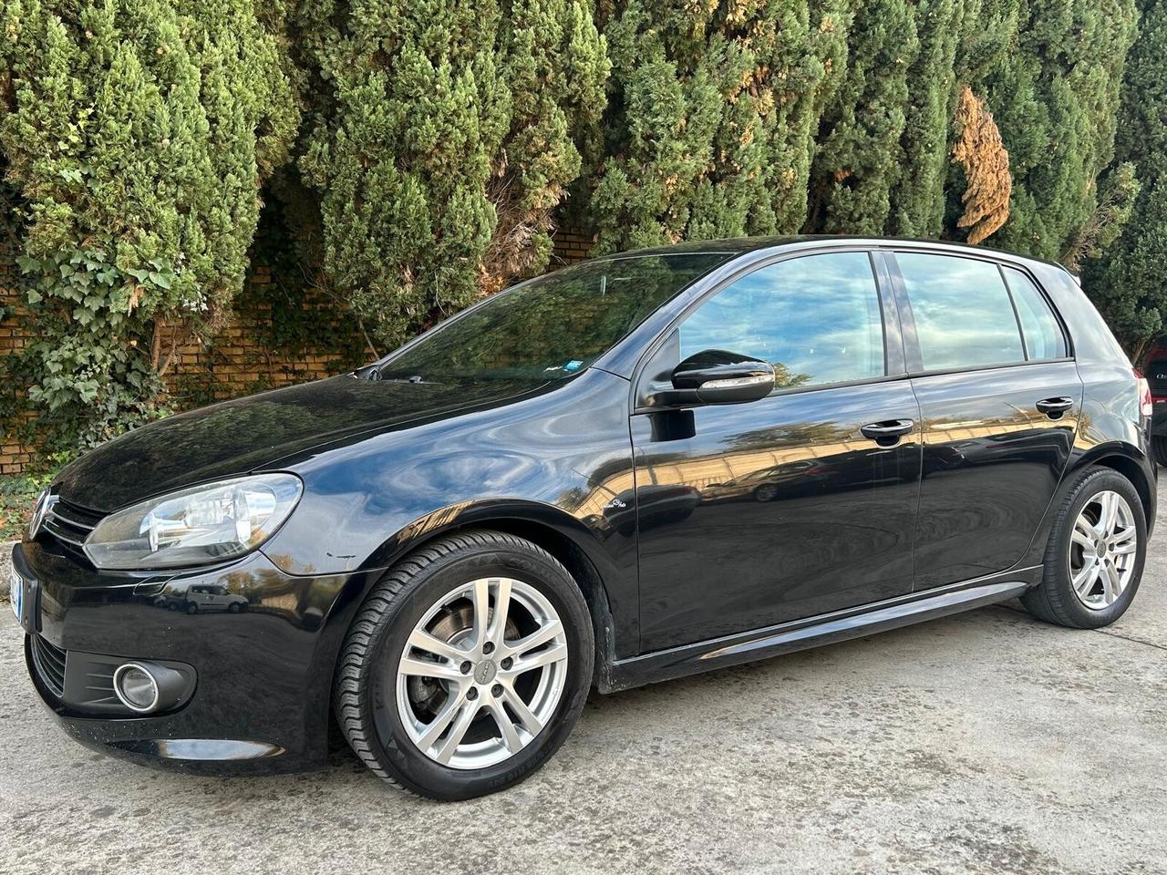 Volkswagen Golf 1.6 TDI DPF 5p. Sport Edition