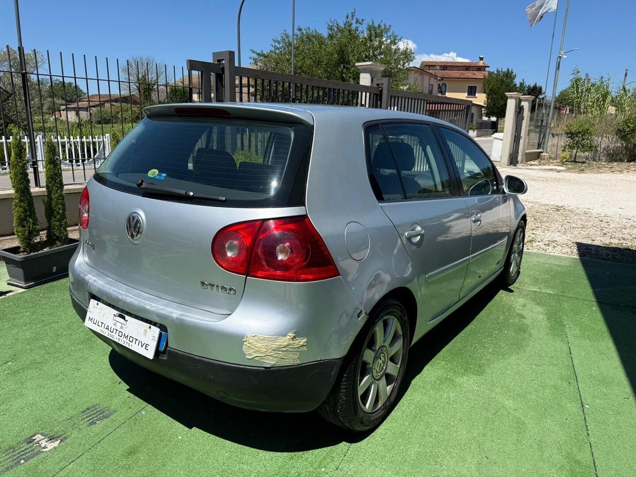 VOLKSWAGEN GOLF 5" SERIE