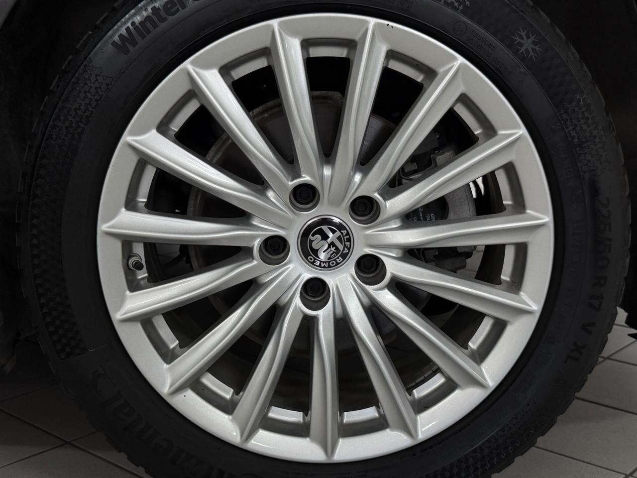 Alfa Romeo Giulia 2.2 Turbodiesel 160 CV AT8 Super Business