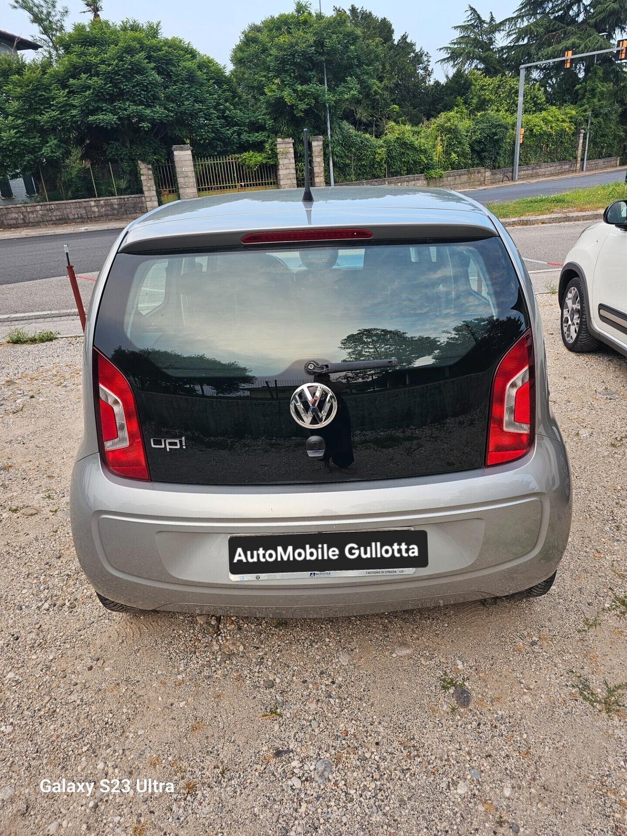 Volkswagen up! Move up