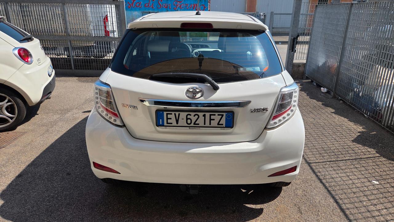 Toyota Yaris 1.3 5 porte Trend unico proprietario