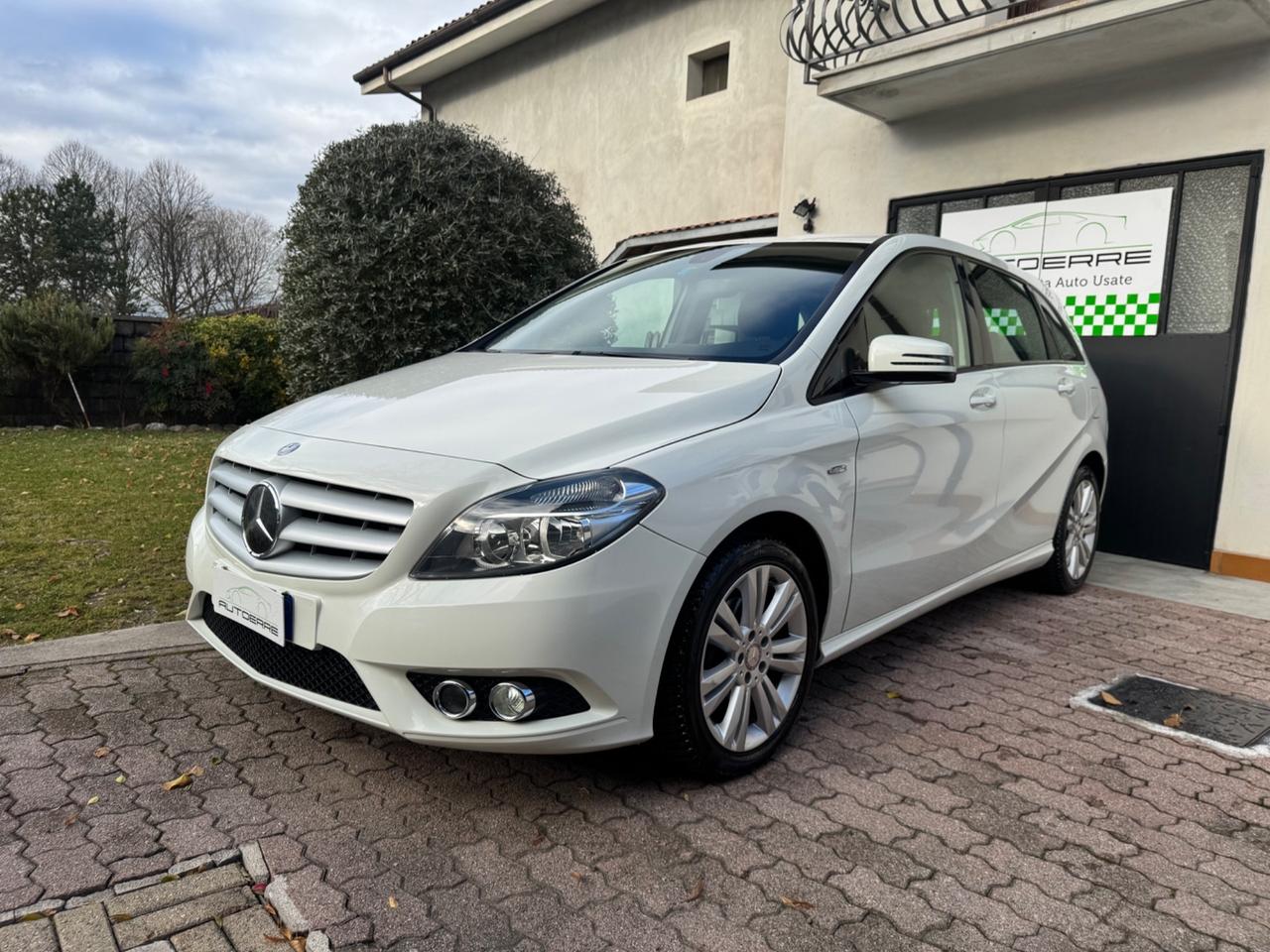 Mercedes-benz B 180 CDI BlueEFFICIENCY Executive