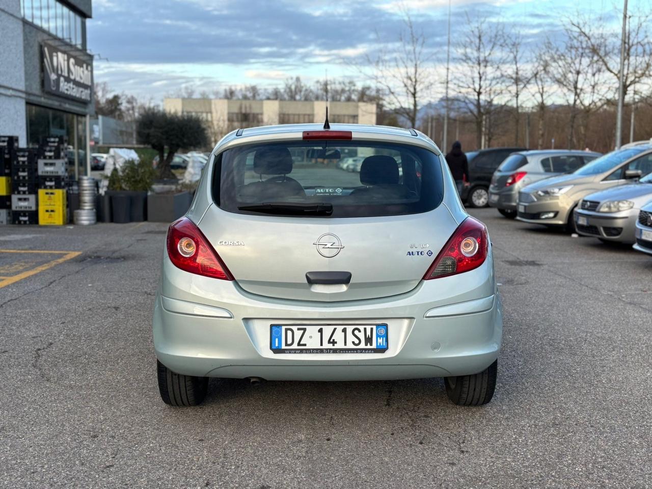 Opel Corsa 1.2 80CV 3 porte GPL-TECH Club