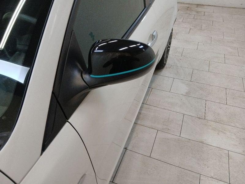 Lancia Ypsilon 1.0 firefly hybrid Gold s&s 70cv