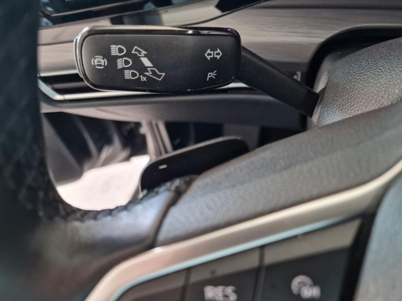 VW Golf 2.0 TDI DSG Style
