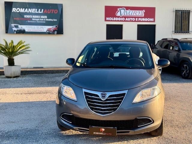 Lancia Ypsilon 1.2 69 CV 5 porte S&S Gold