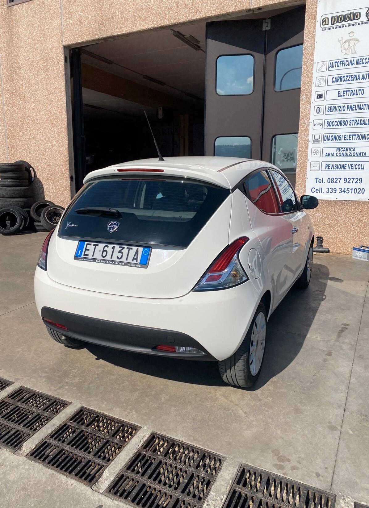 Lancia Ypsilon 1.2 69CV