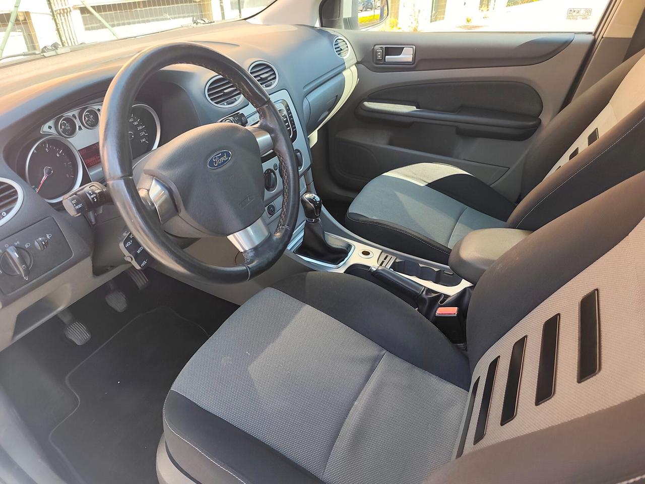 Ford Focus 2.0 Benz GPL (145CV) Titanium