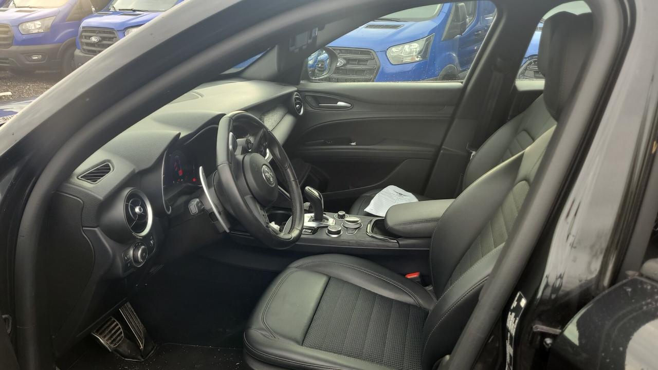 Alfa Romeo Stelvio 2.2 160CV AT8 SPRINT **FULL LED+NAVI+RCAM+PRIVACY*