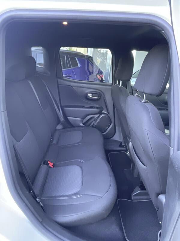 Jeep Renegade 1.6 Mjt 130 CV 80th Anniversary "Navi - Retrocamera - cerchi da 18°- pack black - vetri privacy - Interni specifici 80TH Anniversary in tessuto Premium"