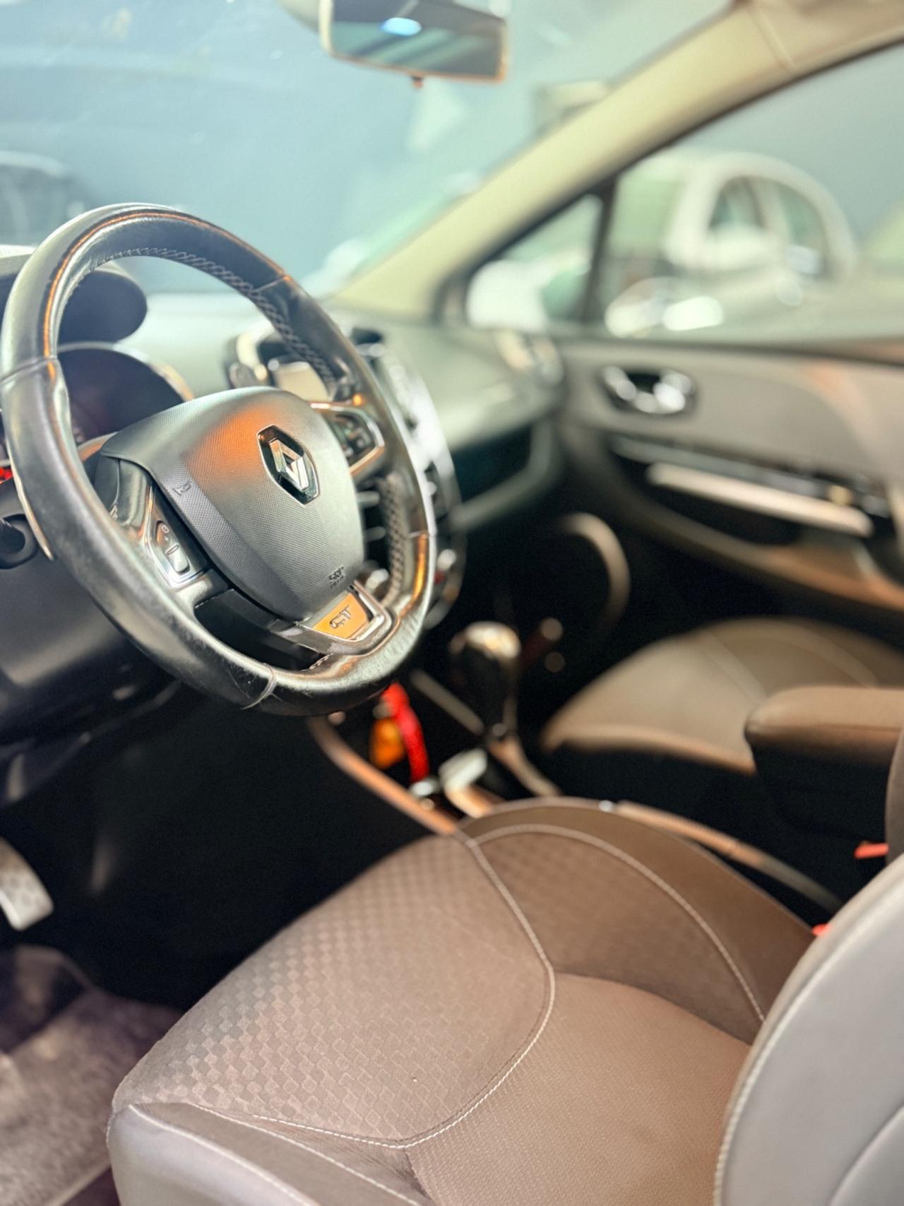 Renault Clio 1.2 TCe 120CV EDC 5P GT