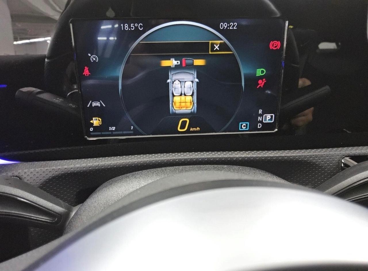 Mercedes-benz A 200 Benzina Automatic AMG Line