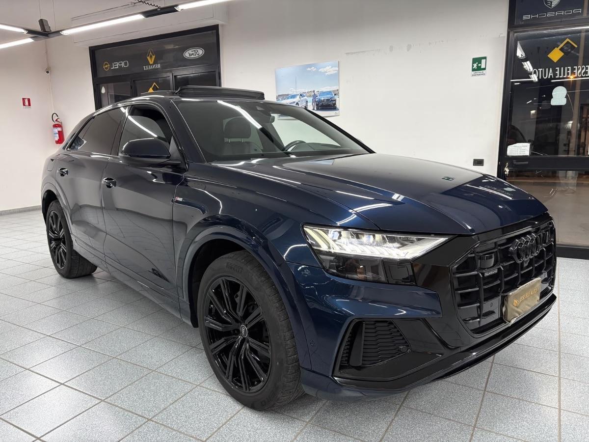 AUDI Q8 50 TDI 286 CV Quattro S-Line TETTO/ UNICO PRO/ MATRIX/ BANG&OLUFSEN
