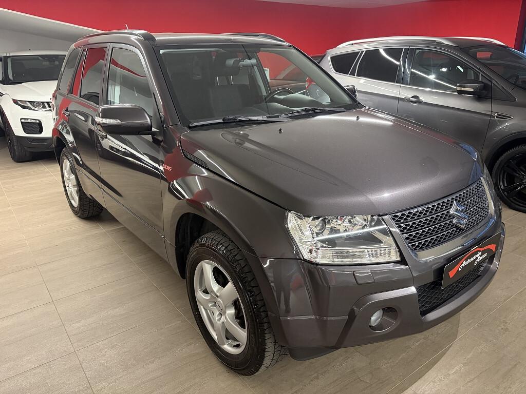 Suzuki Grand Vitara 1.9 DDiS 4x4 gancio