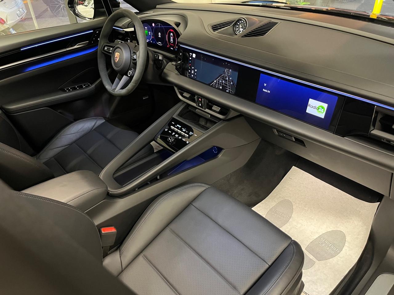 Porsche Macan EV 10000km 2025’