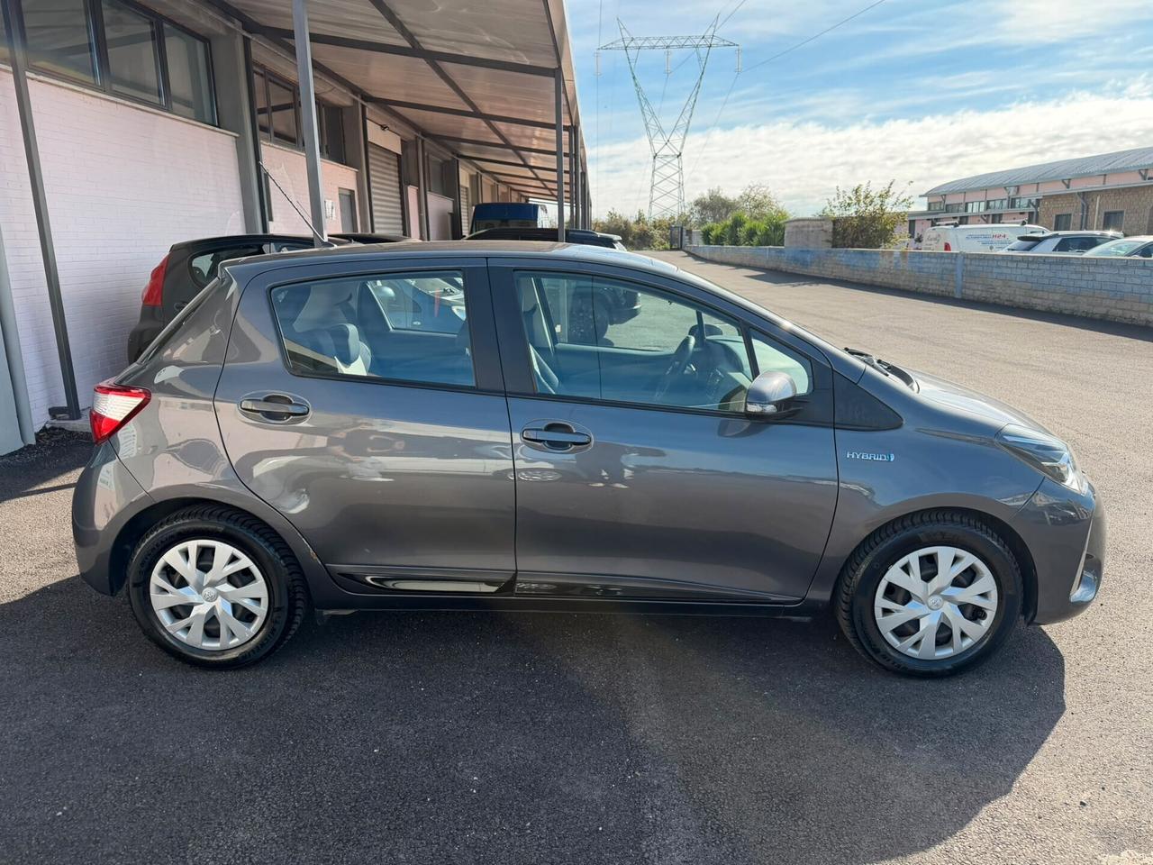 Toyota Yaris 1.5 Hybrid 5 porte Active