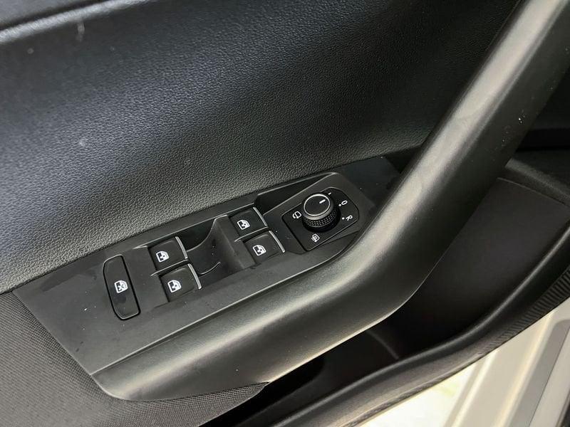 Volkswagen Taigo Taigo 1.0 TSI 115 CV DSG R-Line Plus