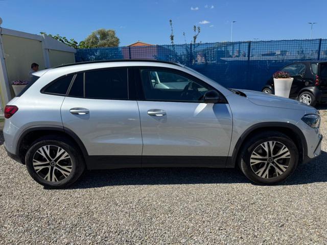 MERCEDES-BENZ G LA GLA 200 d AMG Line Prem Plus