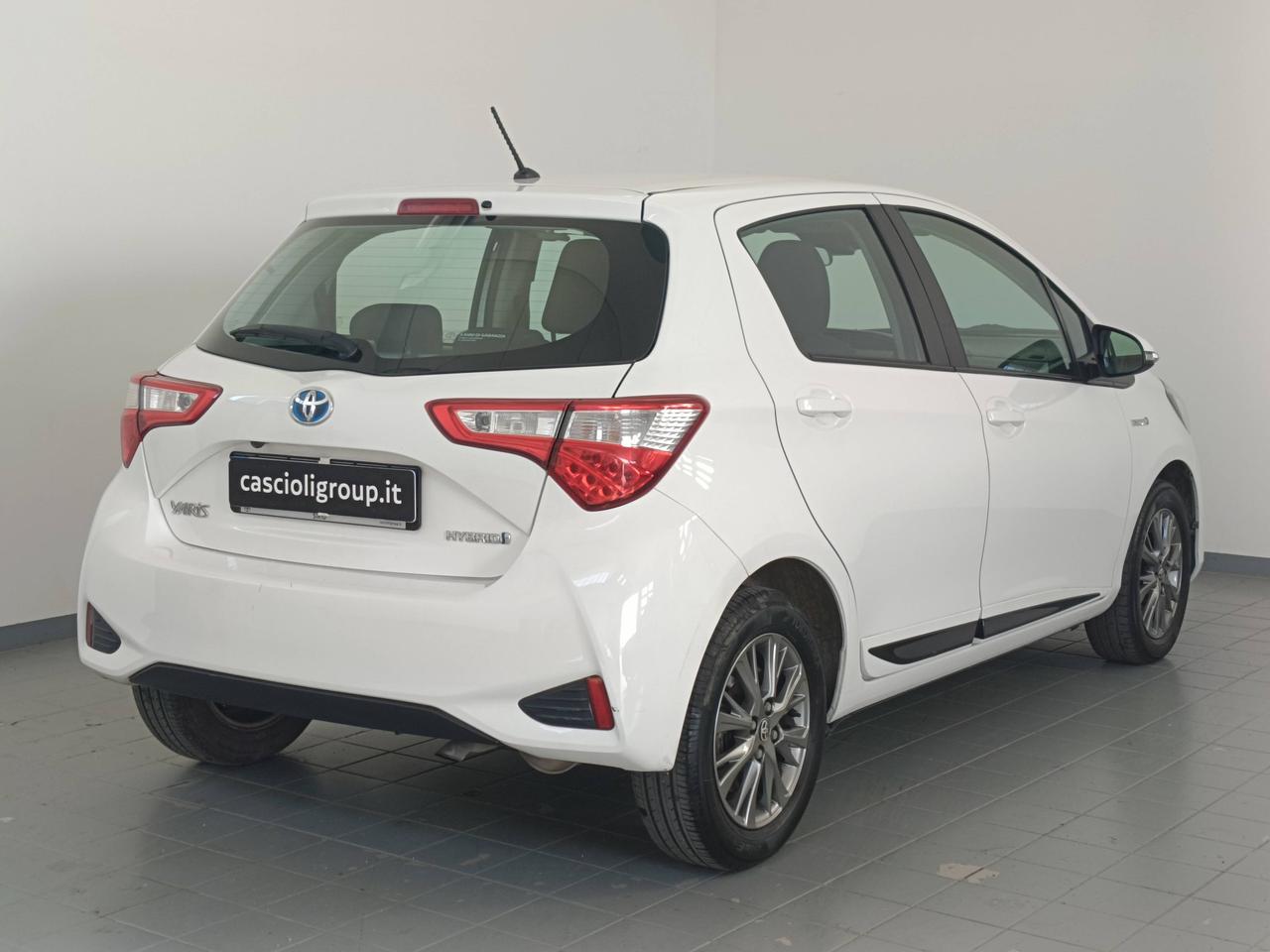 TOYOTA Yaris III 2017 - Yaris 5p 1.5h Active