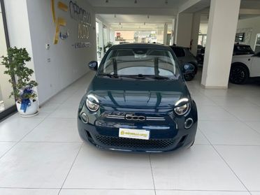 FIAT 500e 3+1 42 kWh Icon da ?169,00