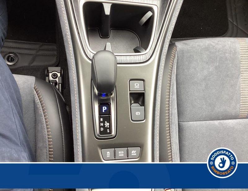 Lexus LBX Hybrid Cool 4WD