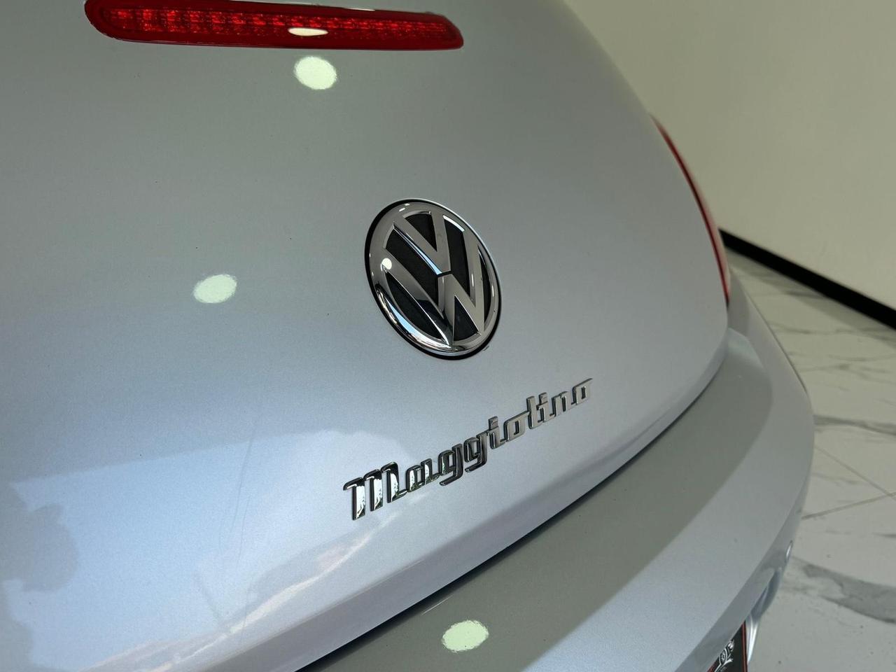 Volkswagen Maggiolino 1.6 TDI Design-GARANTITA-TAGLIANDATA-2012