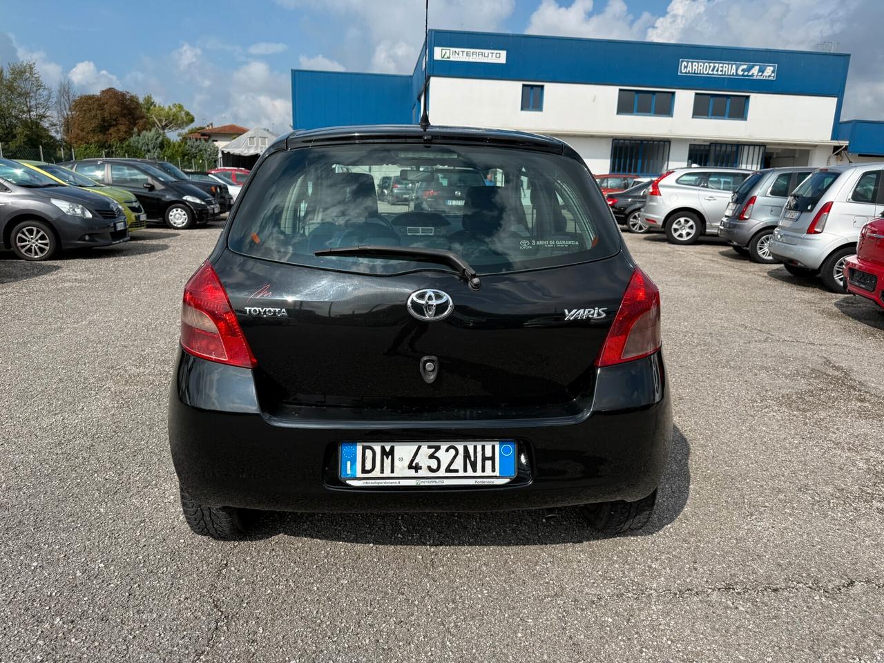 Toyota Yaris 1.0 5 porte
