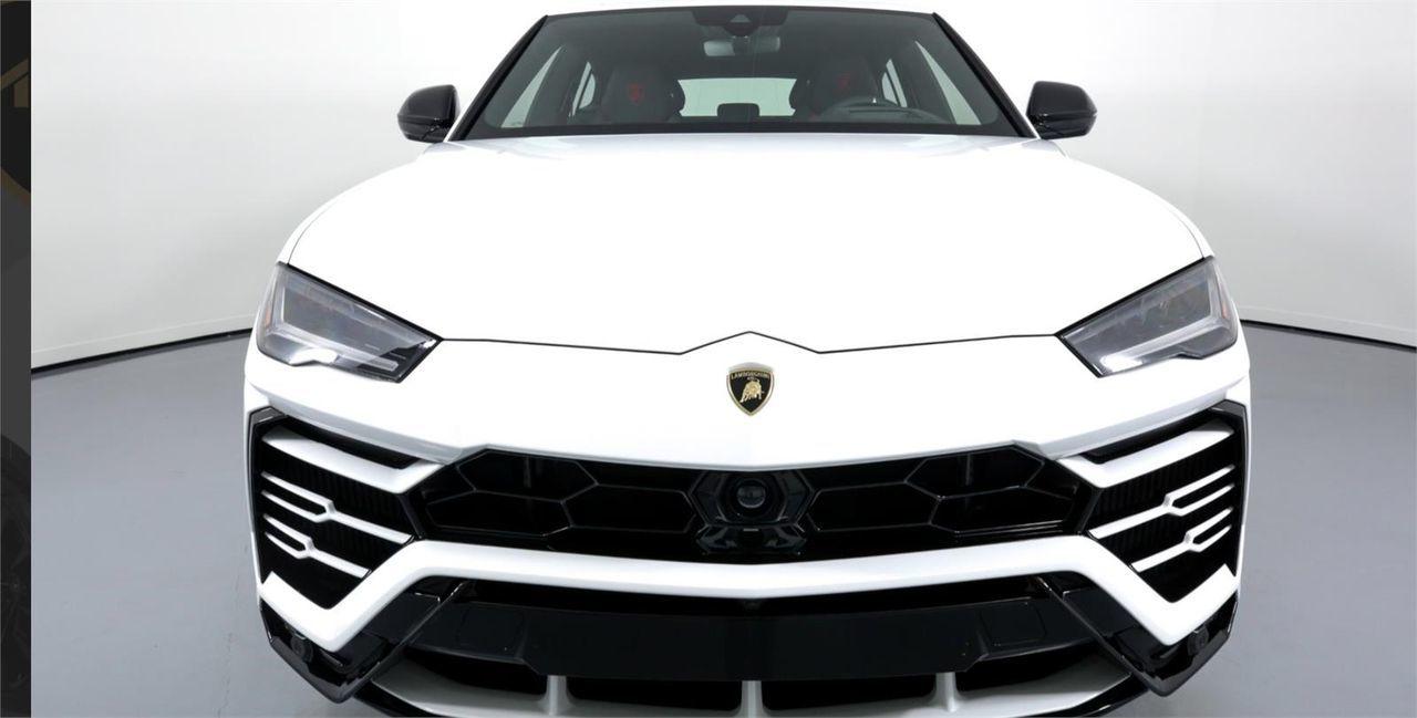 LAMBORGHINI URUS 4.0 NOLEGGIO LUNGO TERMINE LEASING FULL INCLUSIVE