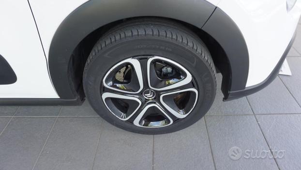 CITROEN C3 PureTech 82 S&S Shine