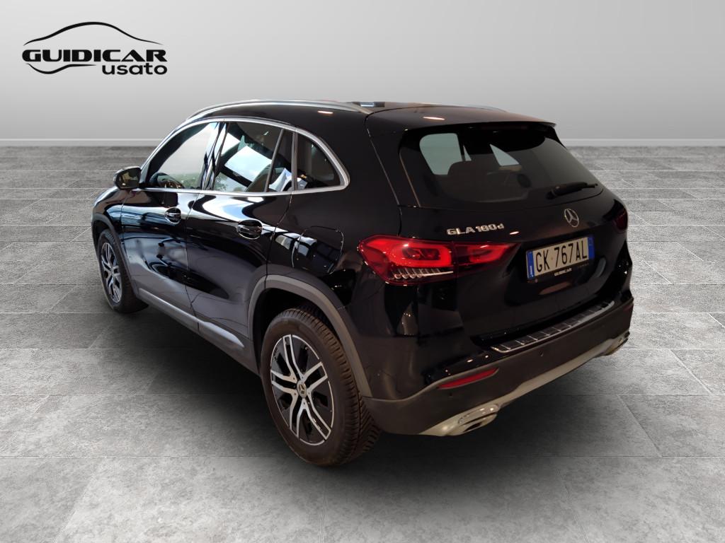 Mercedes-Benz GLA-H247 2020 - GLA 180 d Sport Plus auto