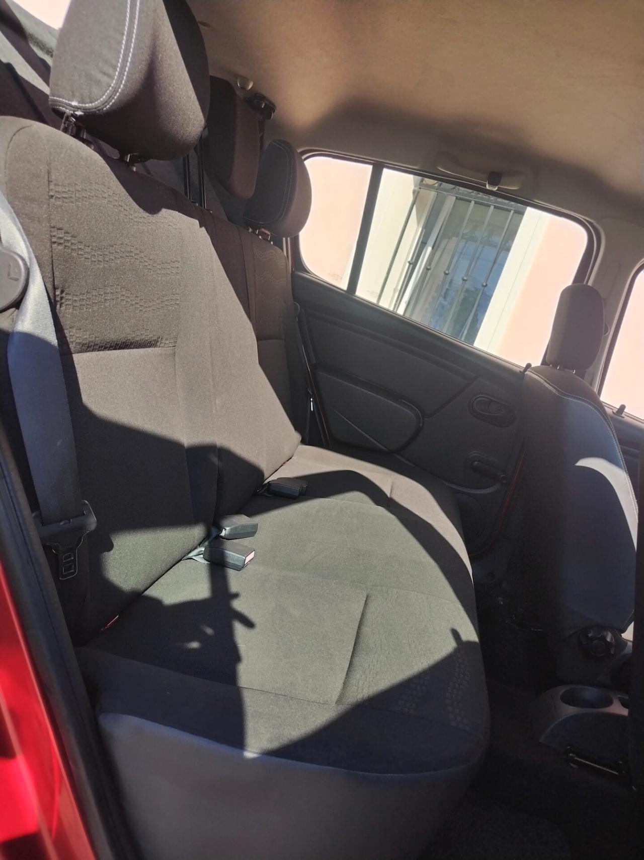 Dacia Sandero Stepway 1.5 TURBO