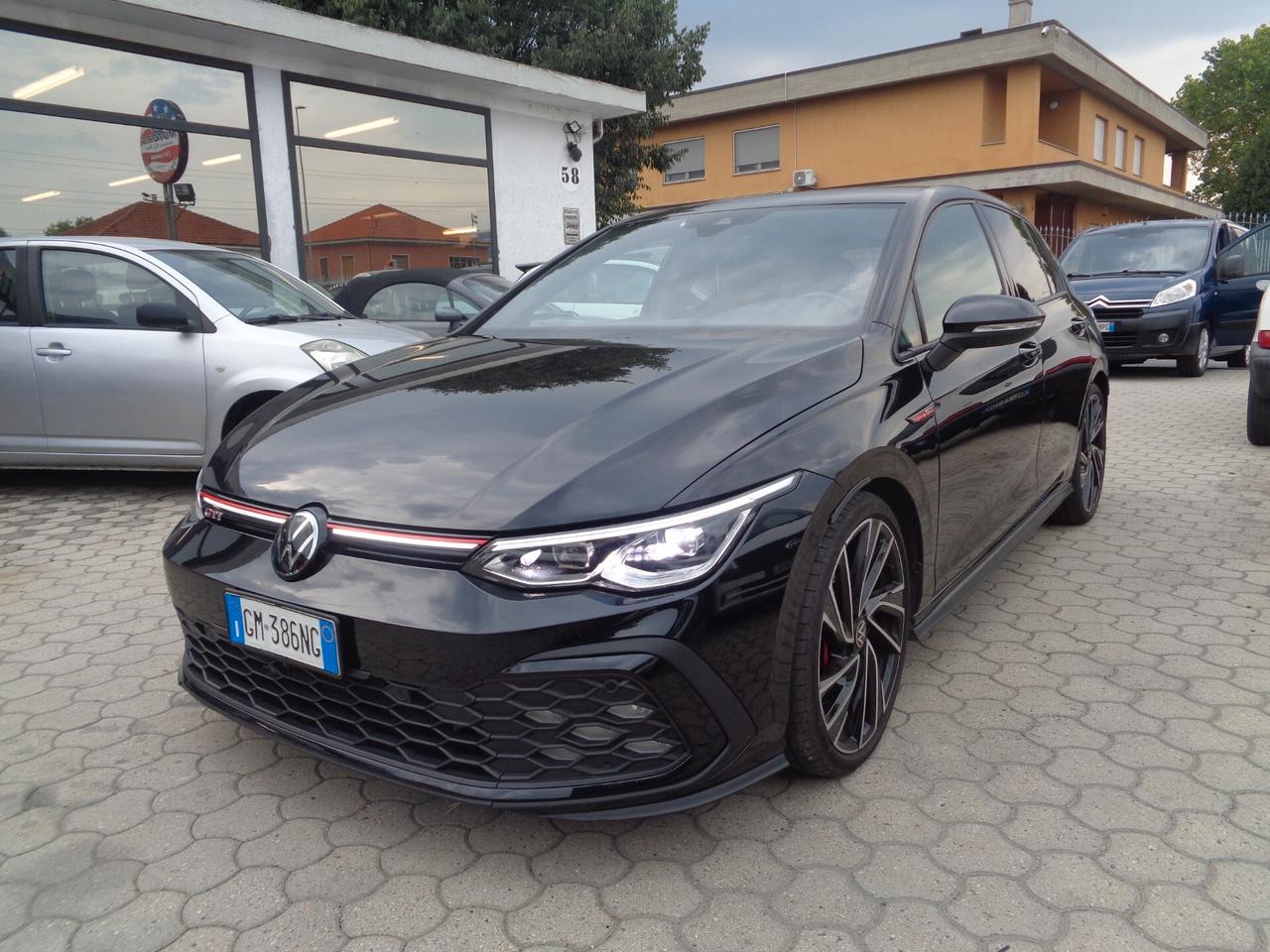 Volkswagen Golf GTI 2.0 TSI