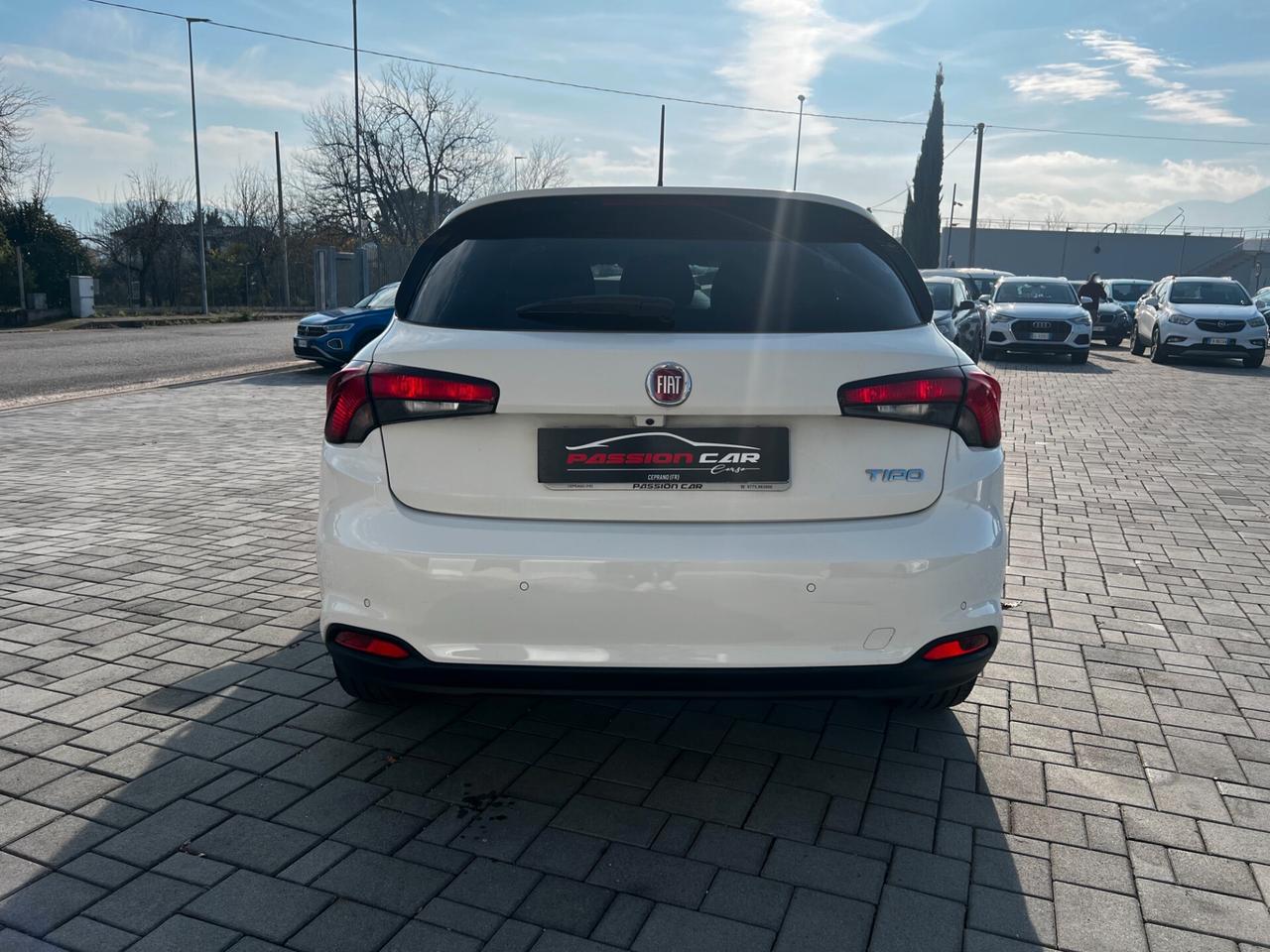 Fiat Tipo 1.4 T-Jet 120CV GPL 5 porte Lounge - UNIPRO