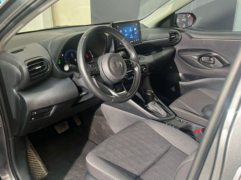Toyota Yaris Hybrid Trend MY24