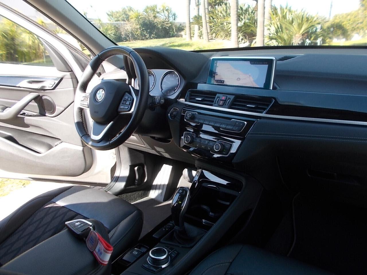 Bmw X1 sDrive18d XLine *SUPER FULL OPT.* daVETRINA