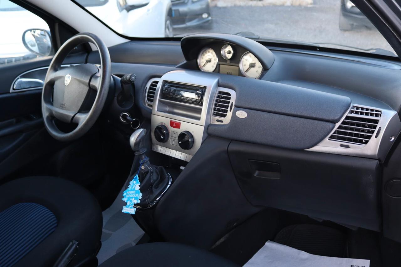 Lancia Ypsilon 1.2 Modamilano