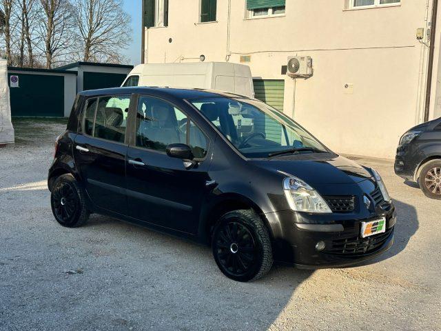 RENAULT Modus 1.2 16V Dynamique