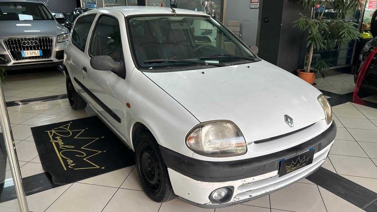 Renault Clio 1.2 cat 3 porte